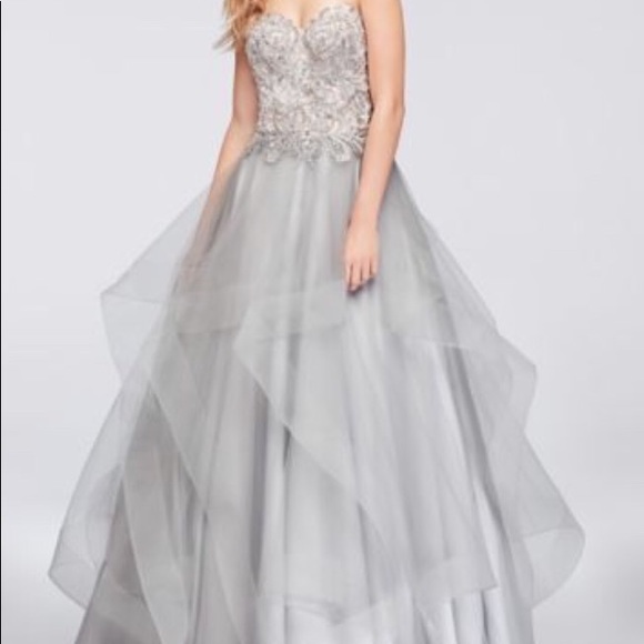 Beautiful Prom Dress - Picture 6 of 8